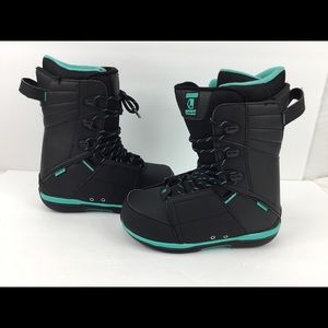 Liquid Cirrus Snowboard Boots Women Size 6 Black